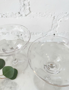 Avery Vintage Coupe Glasses — Set of 2